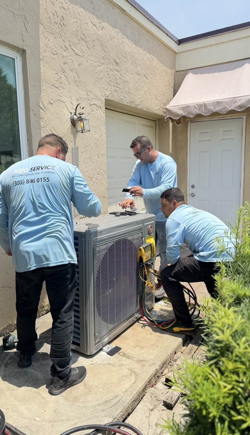 Airo crew delivering a new HVAC system
